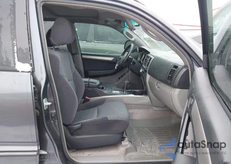 2005 Toyota 4Runner Sr5 Sport V6 z USA, uszkodzony, nr VIN JTEBU14R058029188